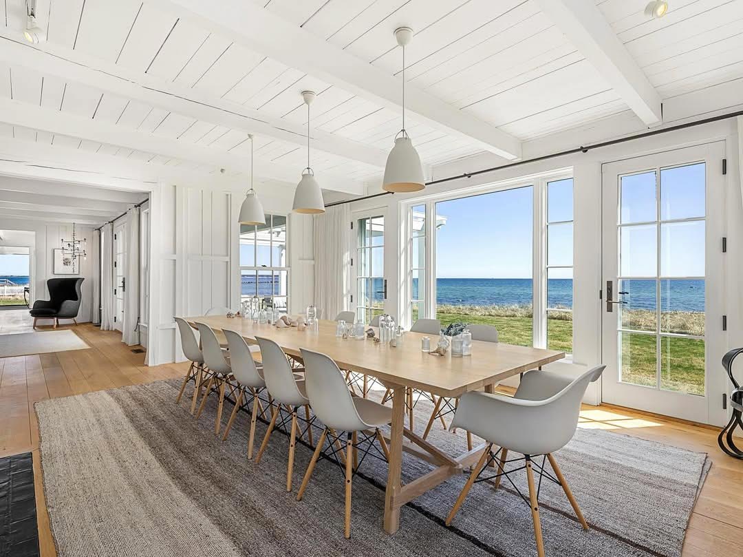 Taylor Swift Cape Cod Home on Market for $15 Million - Us