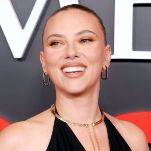 The Perfect Summer Sneakers, Scarlett Johansson Go-To Lip Product and more Amazon Deals To Shop This Weekend