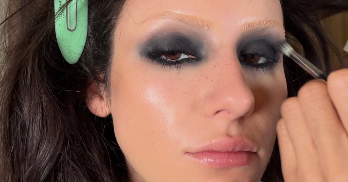 Influencer Ashtin Earle Bleaches Her Brows: ‘Kinda Miss Them’ Influencer Ashtin Earle Bleaches Her Brows: ‘Kinda Miss Them’