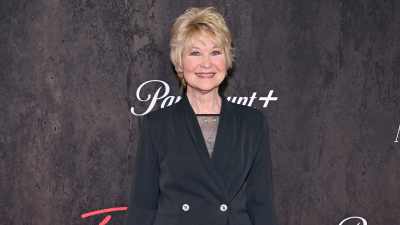 Dee Wallace
