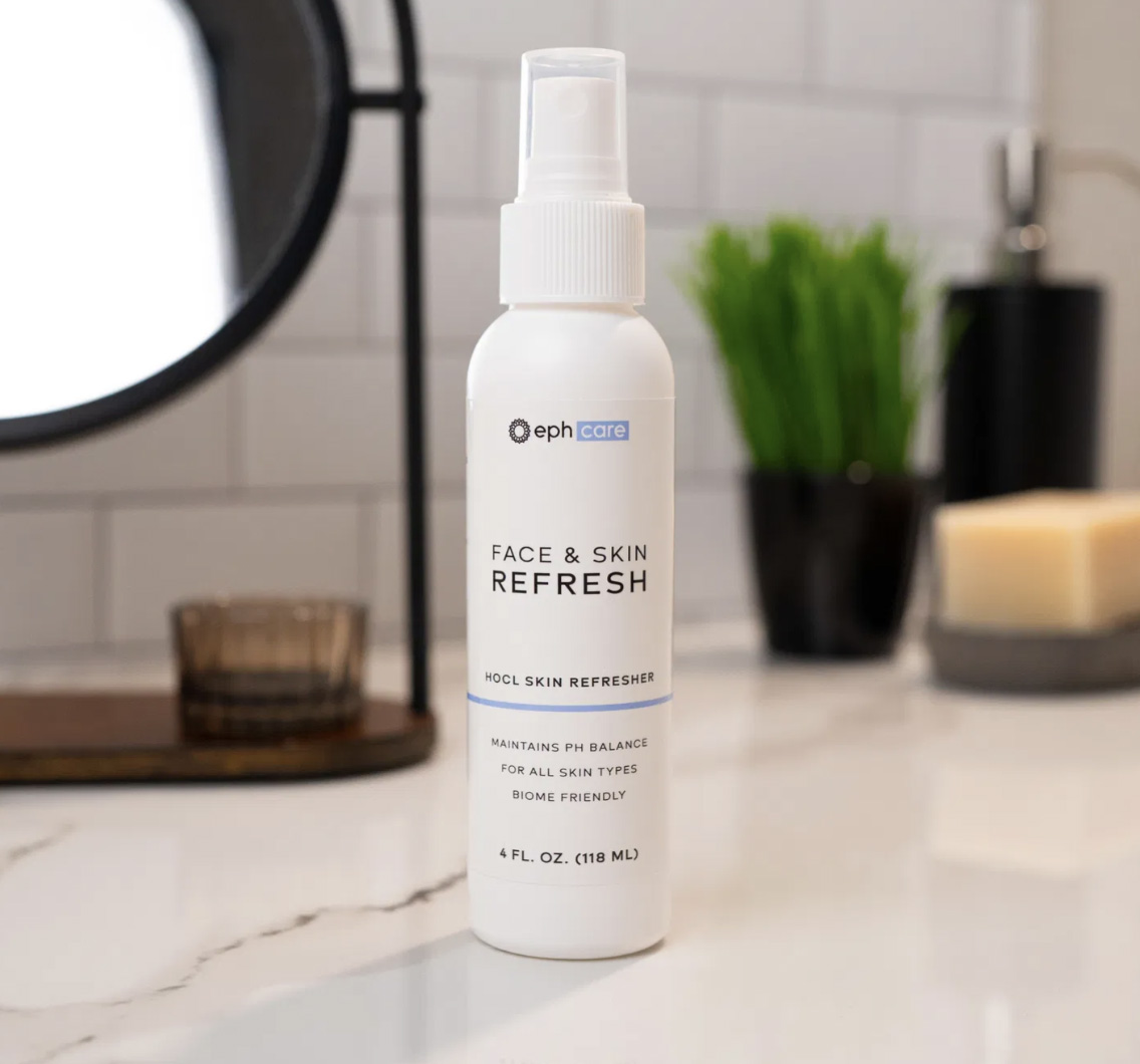 This Clean 'Skin Refreshing' Toner Instantly Brightens and Soothes