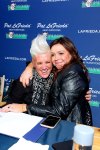 GETTYIMAGES 1180518286 ANNE BURRELLS INTERNAL Circle Food Network