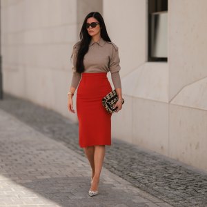 10 Pencil Skirts That Define Your Waist and Flatter Your Curves With a Smooth, Comfy Fit