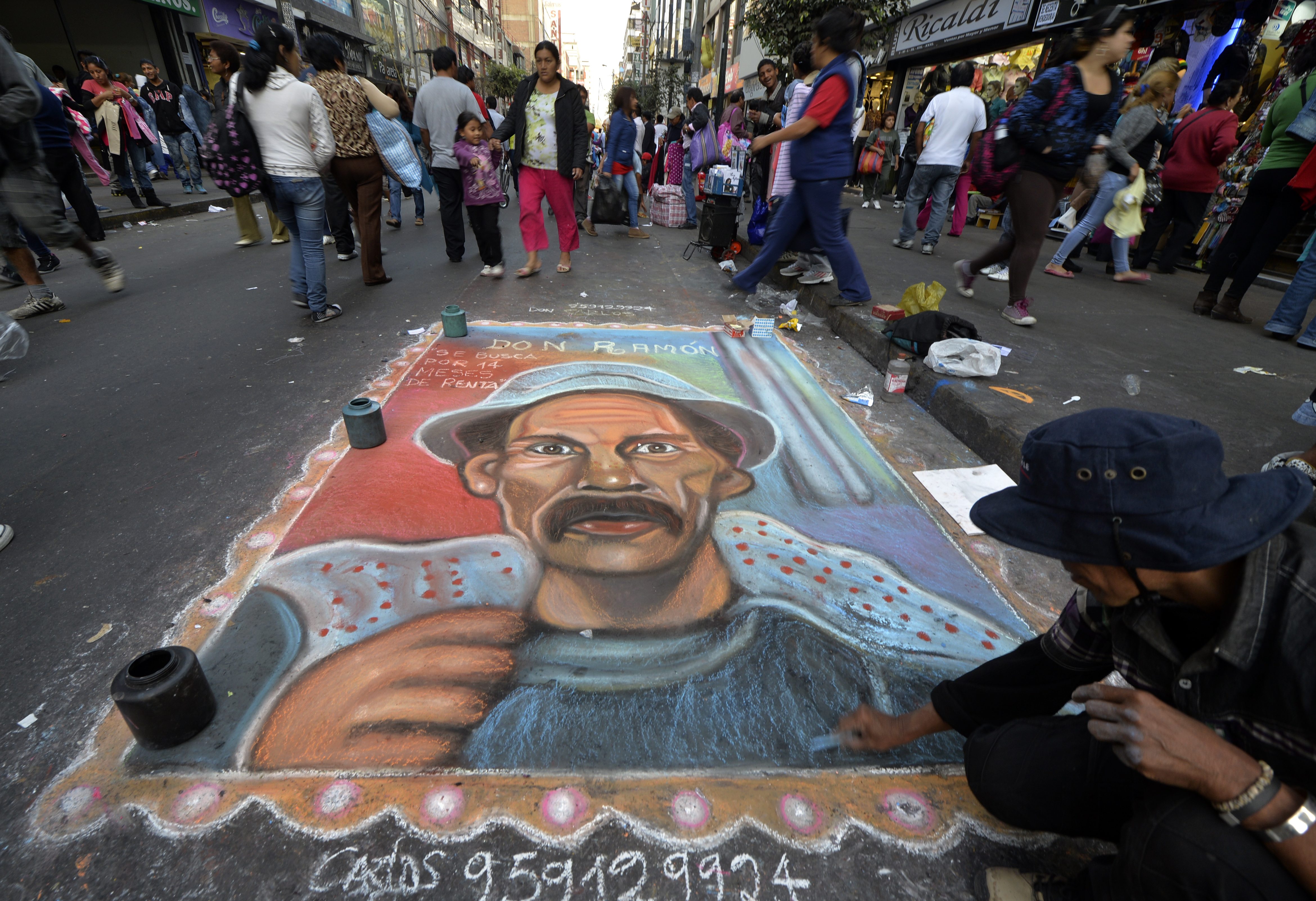 El personaje de Ramón Valdés, 'Don Ramón', dibujado en una calle de la Ciudad de Lima, Perú.