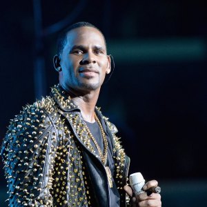GettyImages-172025666 Prosecutors Slam R. Kelly's Plea