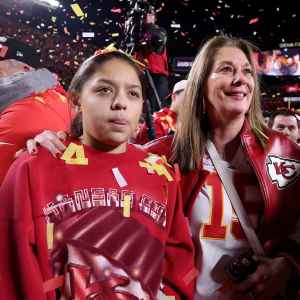 GettyImages-2196123440 Randi Mahomes Mia.jpg