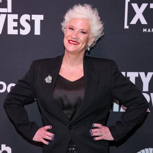 Anne Burrell Dead