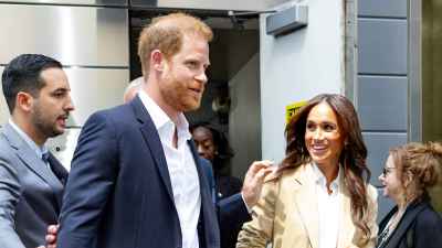 GettyImages-2211633095 Prince Harry and Meghan Take Kids to Disney