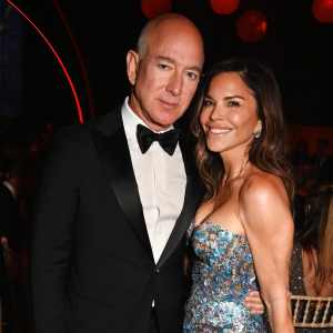 Jeff Bezos and Lauren Sanchez