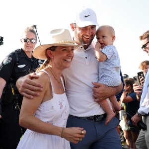 Feature GettyImages-2218150735 Scottie Scheffler Meredith Scheffler Bennett Scheffler Poop