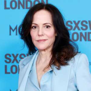 Mary Louise Parker Daughter Ash