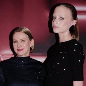 GettyImages-2220829214 Naomi Watts and Daughter Kai Schreiber Look Chic During NYC Outing