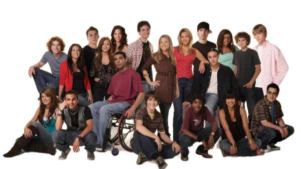 Ginny and Georgia's Raymond Ablack Reveals How Degrassi Cameo