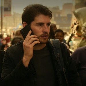 Gregg Sulkin Loved Getting to Mislead Viewers With Major Twist in New Show Screenshot 2025 06 11 at 09 29 30