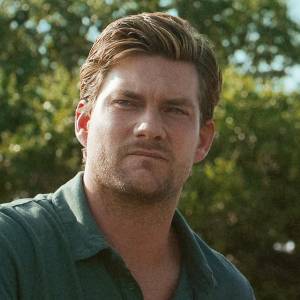Jake Weary Weighs In on Kevin Williamson s The Waterfront Being Called Outer Banks for Boomers 006
