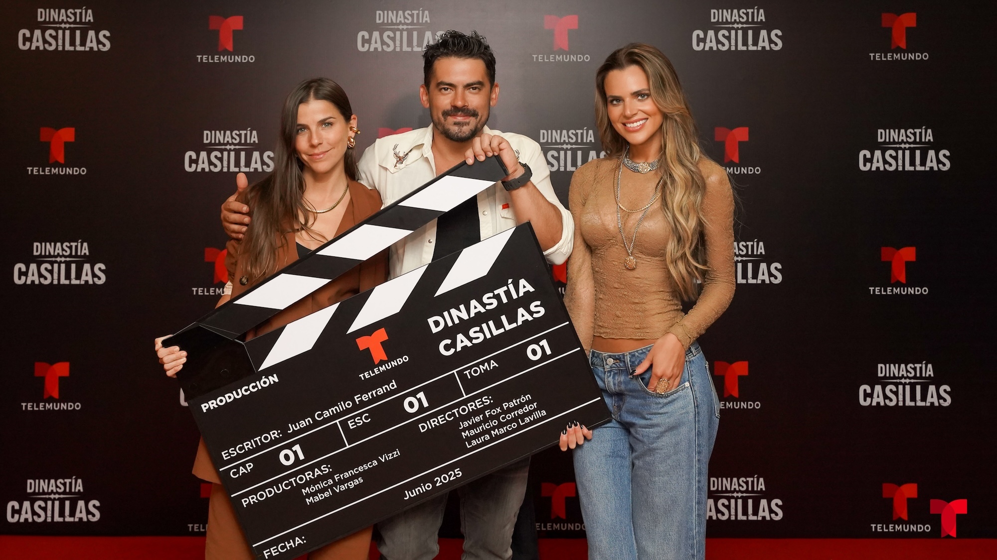 Maria Fernanda Yepes Ivan Arana Isabella Castillo_Dinastia Casillas Table Read_Telemundo