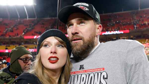 Travis Kelce and Taylor Swift Share Romantic Dance at WEdding