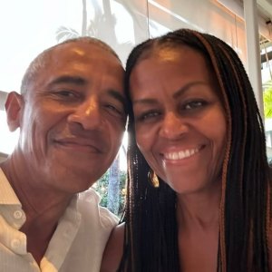 Michelle Obama Pokes Fun at Barack Obama Divorce Rumors Its the Apocalypse