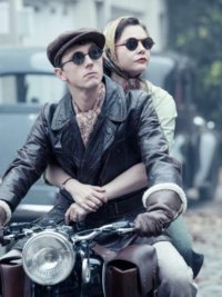 Bessie Carter and Jamie Blackley in Outrageous