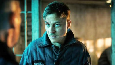 Tom Wlaschia in Stranger Things season 4