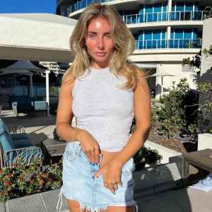 Why Are OnlyFans Creators Speaking Out Against Bonnie Blue?