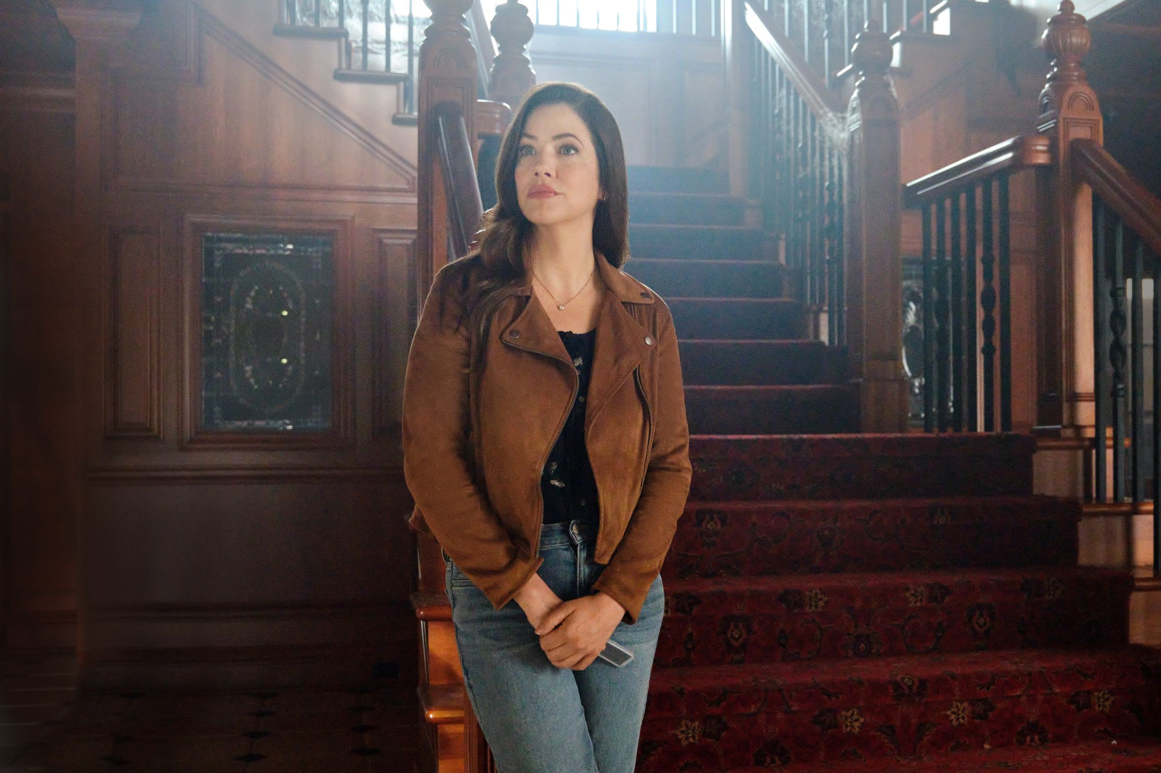 Julie Gonzalo in 3 Bed, 2 Bath, 1 Ghost