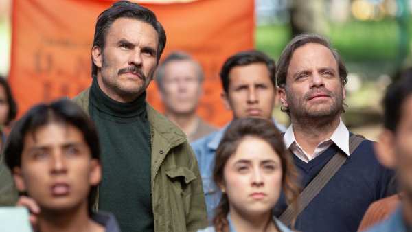 Juan Pablo Raba como Fernando, Carlos Mariño como Pedro en 'Delirio'.