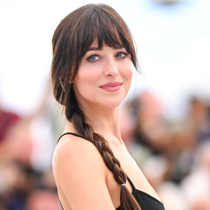 Dakota Johnson's Go-To Le Specs Sunglasses Are So Retro — And on Sale for Just $40