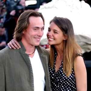 Katie Holmes’ Relationship With Chris Klein Got Overshadowed by Tom Cruise: Romance Rewind