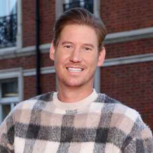 Austen Kroll Plays Coy About Girlfriend Audrey