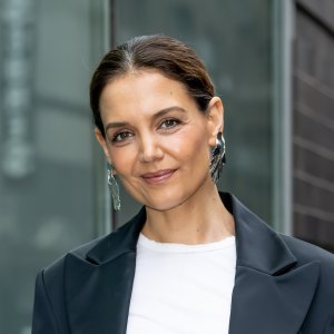 Actress Katie Holmes is seen arriving to the Christian Siriano Fall/Winter 2025 fashion show at Chelsea Industrial on February 06, 2025 in New York City.