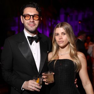 Sofia Richie Grainge and Husband Elliot Grainge Hilariously Reenact Coldplay Kiss Cam Drama