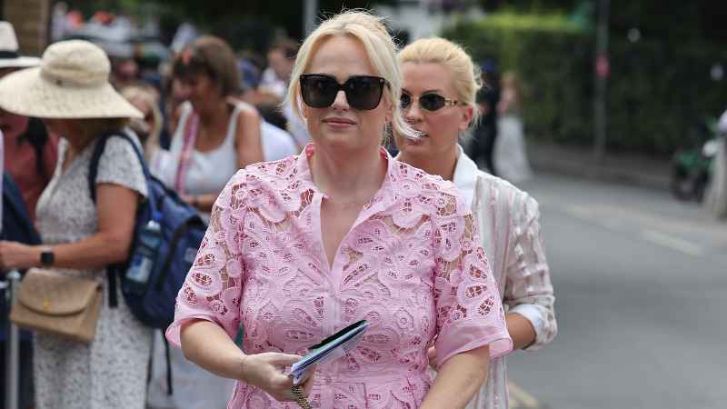 rebel wilson pink dress Rebel Wilson and wife Ramona Agruma lead glamour at Australian Open in jaw-dropping dresses