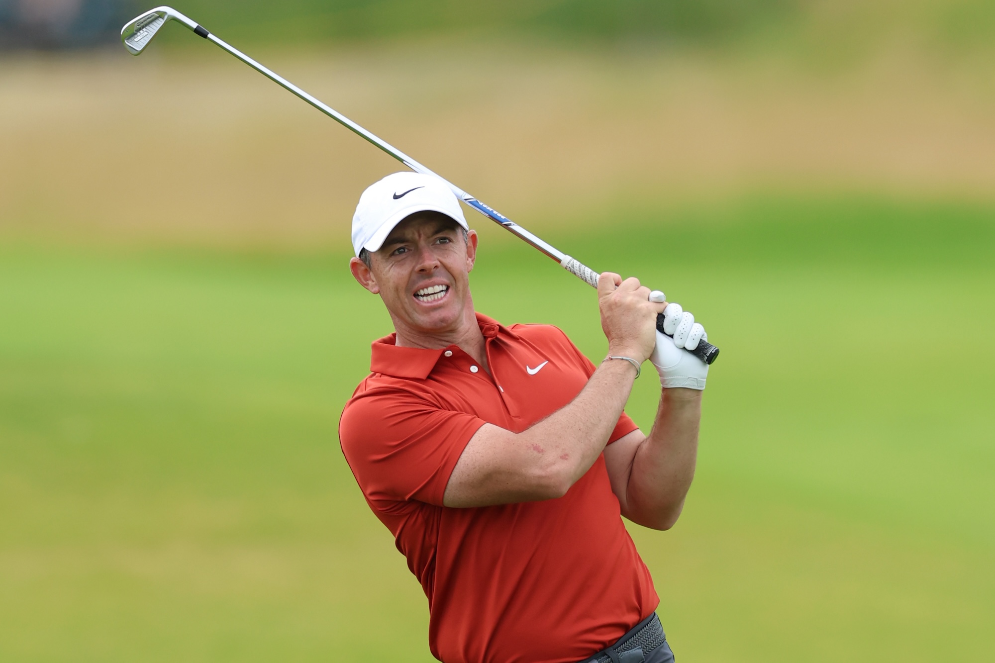 Rory McIlroy Says It's 'Ridiculous' He Hit 2 Golf Balls at Once