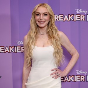 Lindsay Lohan's Son Thought She Was Trapped in TV During 'GMA' Appearance