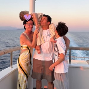 Katy-Perry-and-Orlando-Bloom-With-Kids-6767474