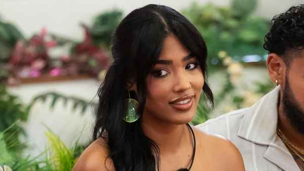 Love Island USA star Andreina Santos Shuts Down Plastic Surgery Rumors Vanna NUP_207595_02402