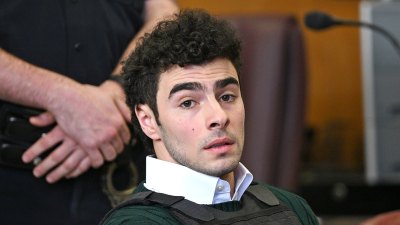 Luigi Mangione Prosecutors Accused of Fraudulently Gaining Access to His Medical Records