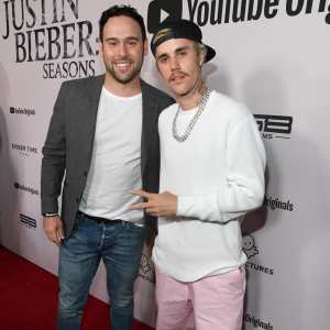Scooter-Braun-and-Justin-Bieber-GettyImages-1202419448