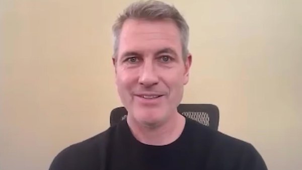 Who Is Andy Byron CEO at Coldplay Concert 007