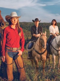 The cast of Heartland