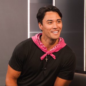 BB272718SG0019b Excl Zach Reveals Plans for 10K