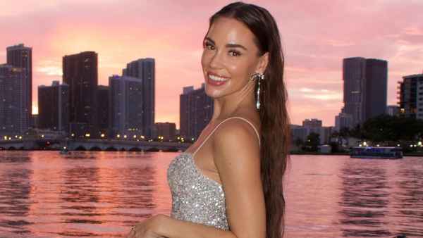 Christa-Belle-805472