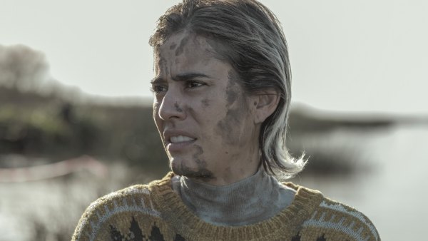 Carolina Ramírez como Yael en la serie argentina En el Barro