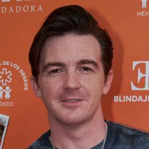 Drake Bell Moving Forward With Divorce From Janet Von Schmeling