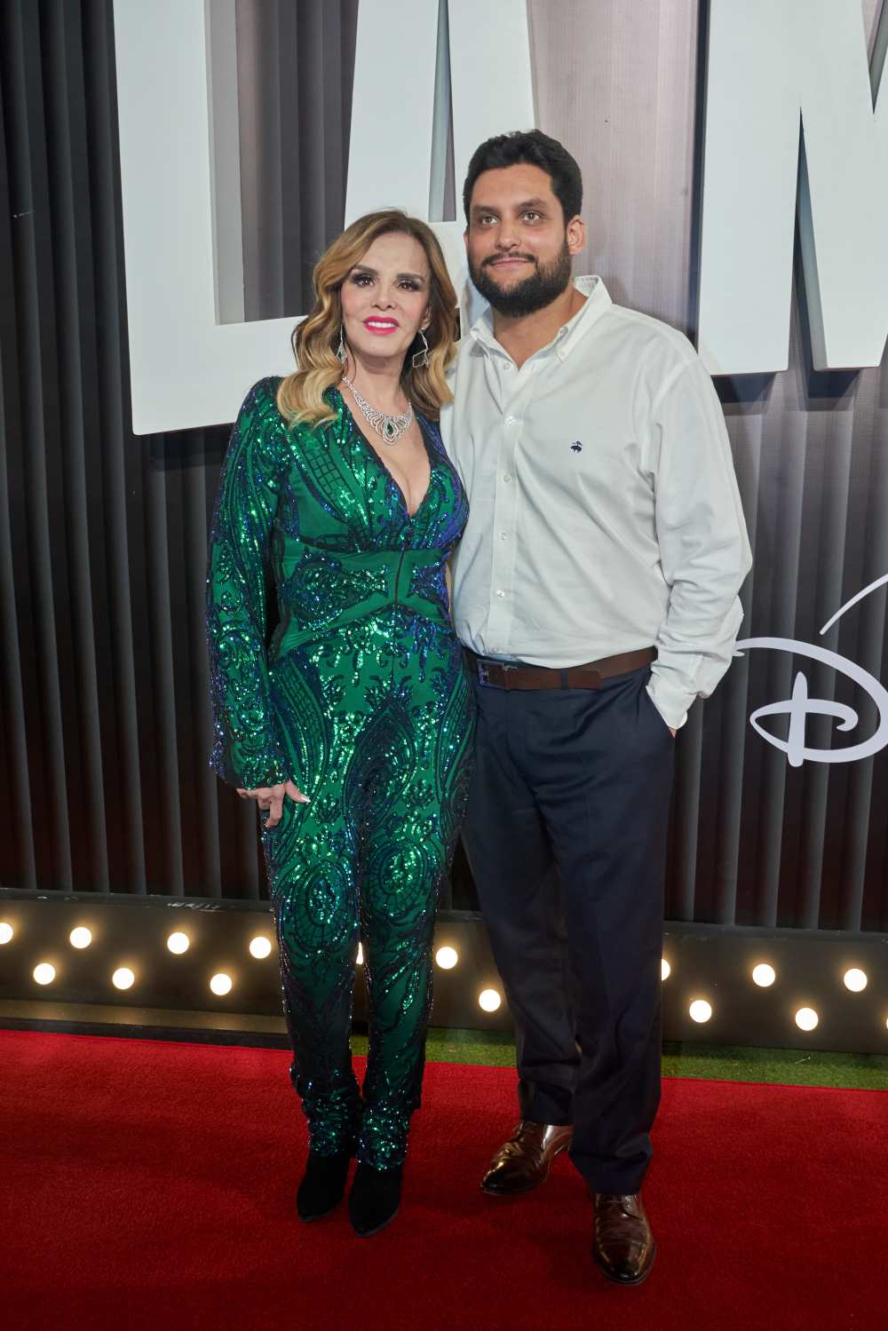 Luc&iacute;a M&eacute;ndez y su hijo Pedro Antonio Torres.