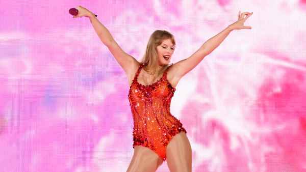 Taylor Swift Gets Real About the Pain of Wearing Heels Every Night on the ‘Eras Tour’