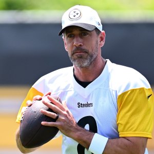 GettyImages-2219071239-Aaron-Rodgers