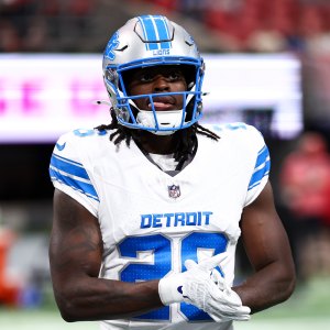 GettyImages-2228389872-Detroit-Lions-Morice-Norris-Hospitalized-Overnight-After-Nasty-Injury.jpg