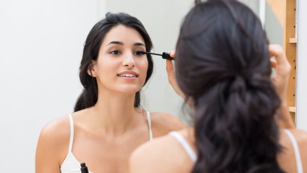 mascara